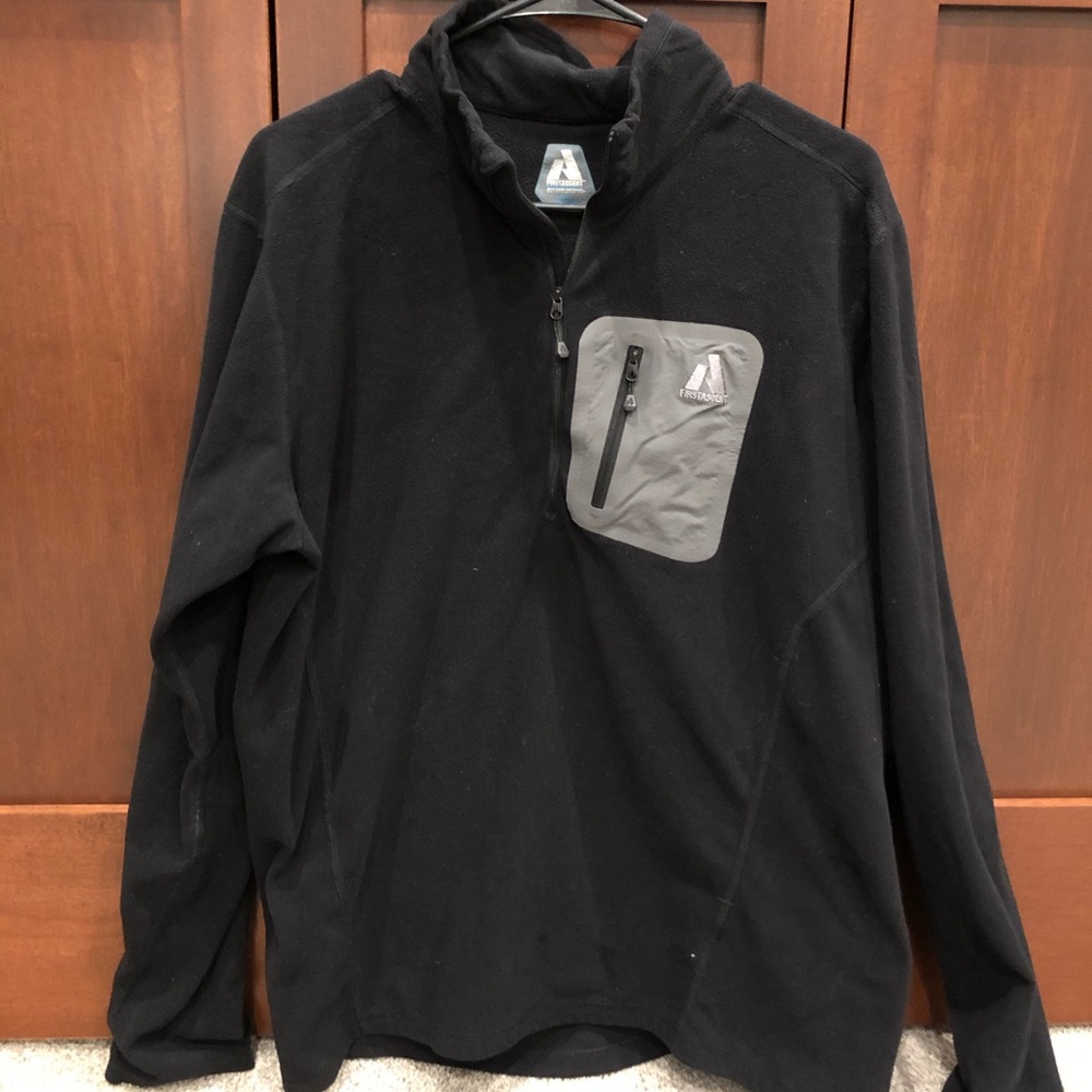 Men’s Eddie Bauer Quarter-zip fleece pullover